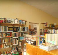 Corryong Browsers Bookshop - Accommodation VIC
