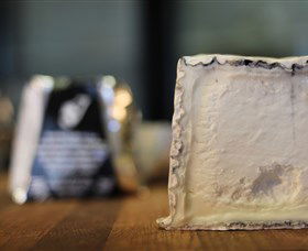 Jannei Artisan Cheese Makers - Accommodation VIC 6