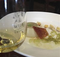 Poachers Pantry and Wily Trout Vineyard - Accommodation VIC
