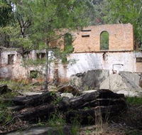 Newnes Shale Oil Ruins - Accommodation VIC