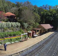 Spring Bluff Railway Station - Accommodation VIC