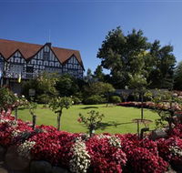 Cockington Green Gardens - Accommodation VIC