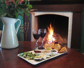 Ambermere Inn - EST 1845 - Accommodation VIC 0