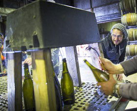 Quealy Winemakers - Accommodation VIC 5
