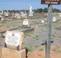 Blackall Cemetery - Accommodation VIC