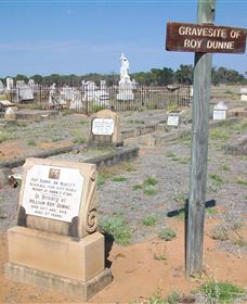 Blackall Cemetery - Accommodation VIC 0
