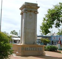 Charleville War Memorial - Accommodation VIC