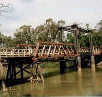 Swan Hill - Murray River Road Bridge - Accommodation VIC