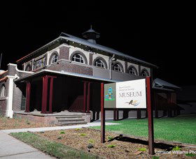 Wyalong NSW Accommodation VIC