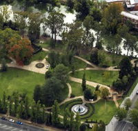 Victory Memorial Gardens - Accommodation VIC