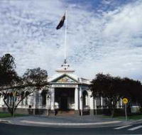 Museum of The Riverina - Historic Council Chambers Site - Accommodation VIC