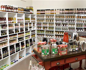 Poppas Fudge And Jam Factory - Accommodation VIC 1