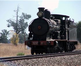 Lachlan Valley Railway - Accommodation VIC 2