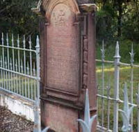 Pioneer Graves - Accommodation VIC