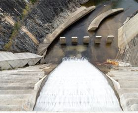 Hinze Dam - Accommodation VIC 1