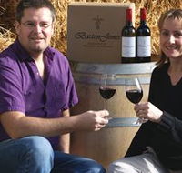 Barton Jones Wines - Accommodation VIC