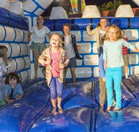 Moonee Beach Tavern - Accommodation VIC