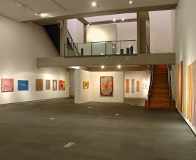 Glasshouse Regional Gallery - Accommodation VIC 0