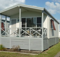 Belmont Pines Lakeside Holiday Park - Accommodation VIC