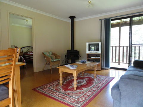 Tinglewood Cabins - Accommodation VIC 3