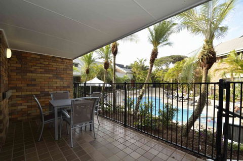 Glen Eden Beach Resort - Accommodation VIC 1