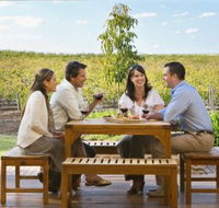 AD Tours and Charters - Accommodation VIC