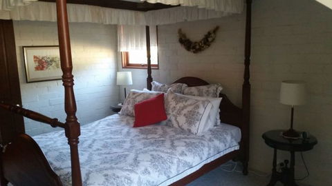 Girraween Country Inn - Accommodation VIC 1