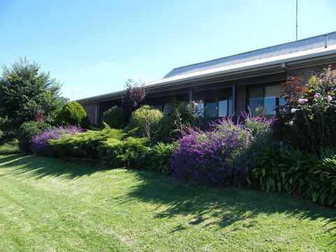 Boomers Guest House Hamilton - Accommodation VIC 3