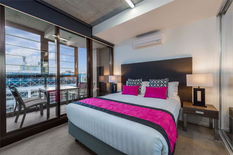 Mantra St Kilda Road - Accommodation VIC 17