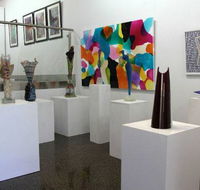 Colin Sweeney Art - Accommodation VIC