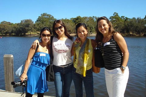 1/2 Day Swan Valley Wine Cheese & Chocolate Tour Inc Afternoon Cruise To Perth - Accommodation VIC 1