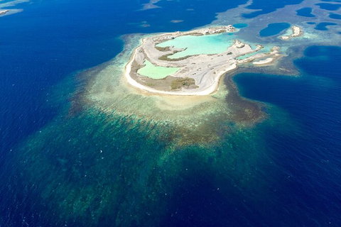 Abrolhos Islands Fixed-Wing Scenic Flight - Accommodation VIC 7