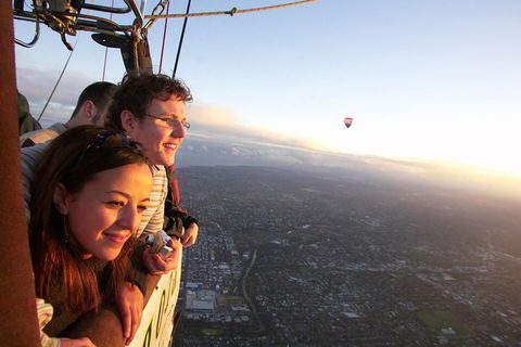 Melbourne Balloon Flights, The Peaceful Adventure - Accommodation VIC 9