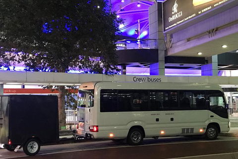 Airport Transfer 8Pax - Accommodation VIC 1