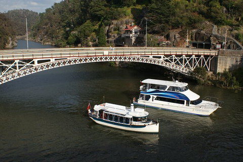 2.5 Hour Morning Discovery Cruise Including Sailing Into The Cataract Gorge - Accommodation VIC 7