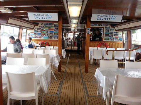 Lunch Buffet Cruise On The Gold Coast - Accommodation VIC 9