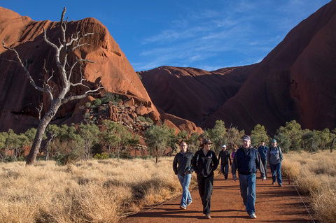 Highlights Of Uluru Including Sunrise And Breakfast - Accommodation VIC 4