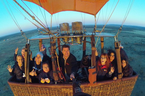 Early Morning Ballooning In Alice Springs - Accommodation VIC 3