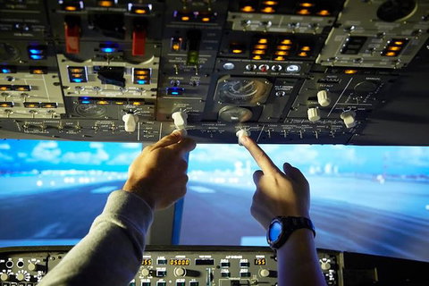Airliner-737 - 30 Minutes - Flight Simulator Experience - Accommodation VIC 0
