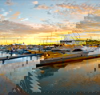 Gladstone Marina - Accommodation VIC