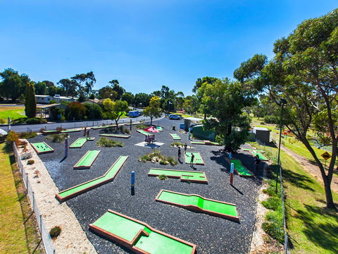 Naracoorte Mini Golf - Accommodation VIC 1