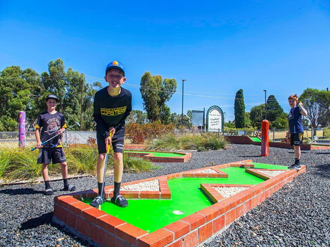 Naracoorte Mini Golf - Accommodation VIC 2