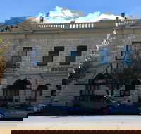 Naracoorte Town Hall - Accommodation VIC