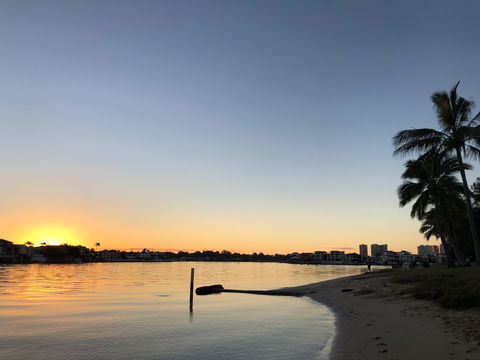 Surf In Paradise - Accommodation VIC 1