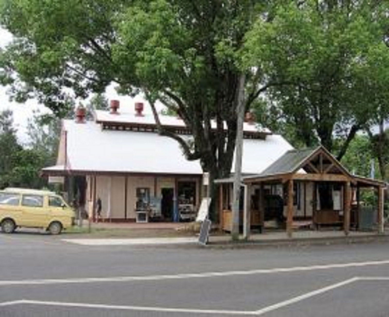 Uki NSW Accommodation VIC