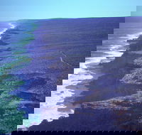 Useless Loop - Accommodation VIC