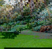 EG Waterhouse National Camellia Gardens - Accommodation VIC
