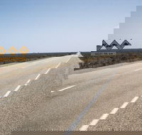 Eyre Highway - Accommodation VIC