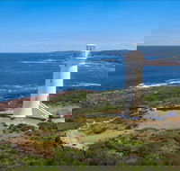 Point Stephens Lighthouse and Fingal Island - Accommodation VIC