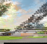 Swan Hill Regional Art Gallery - Accommodation VIC